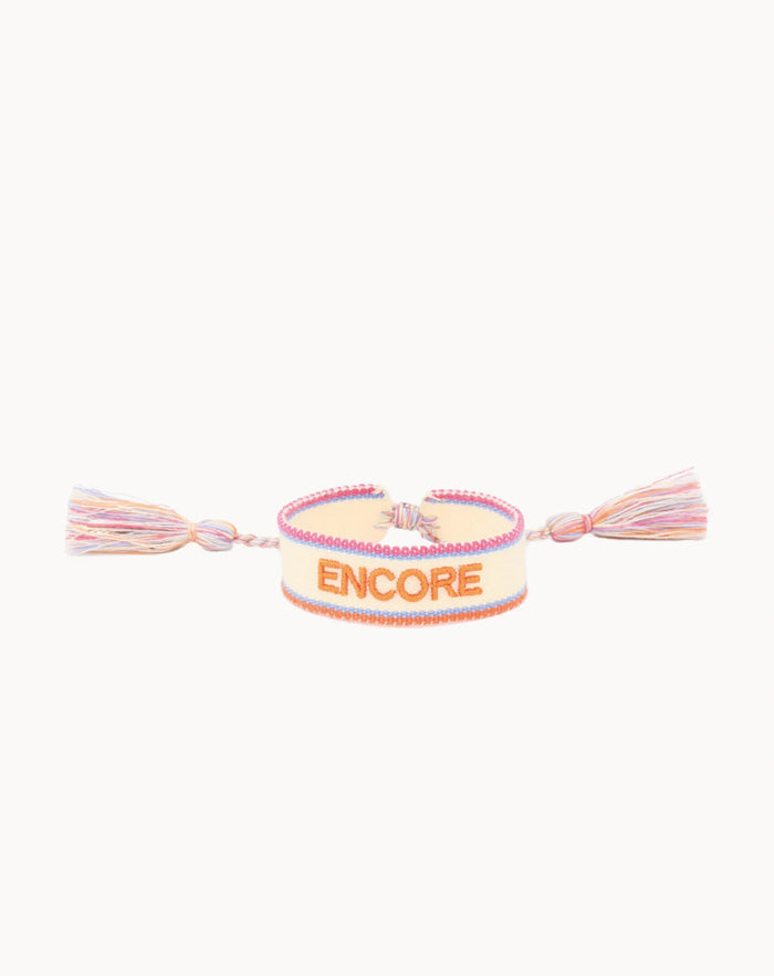 BRACELET