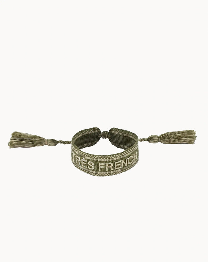 BRACELET